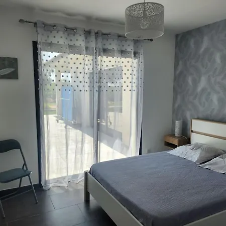 Contemporaine Servian