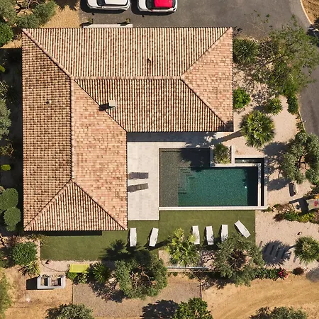 Contemporaine Villa Servian