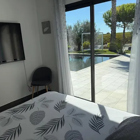 Contemporaine Servian